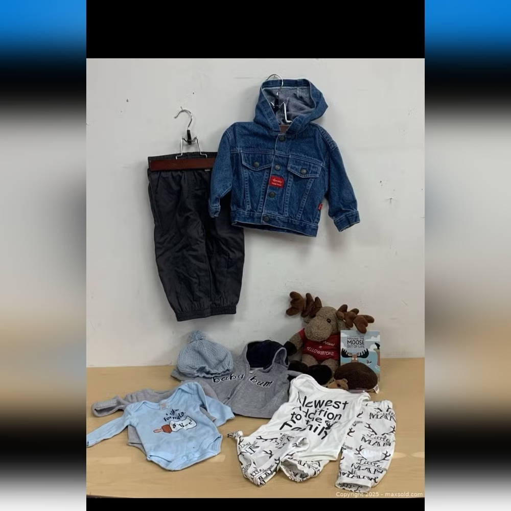 BABY BOY🩵 BUNDLE- Denim Jacket-Onsies-Hoodies-Jeans - Moose/Hedgehog - Book